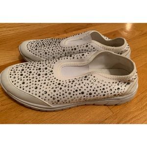 north star slip on